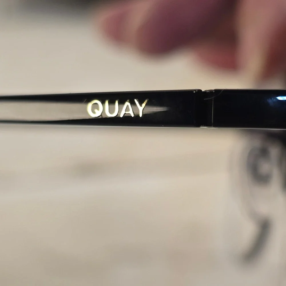 NEW Quay Australia High Key Mini Sunglasses BLK‎ Fade Aviator QC-000268-BLK/FADE